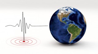 Земетресение с магнитуд 5 1 удари Южен Иран близо до ядрената