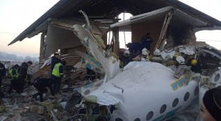 Жертвите на самолетната катастрофа вече са 14 съобщава Интерфакс Предварителен
