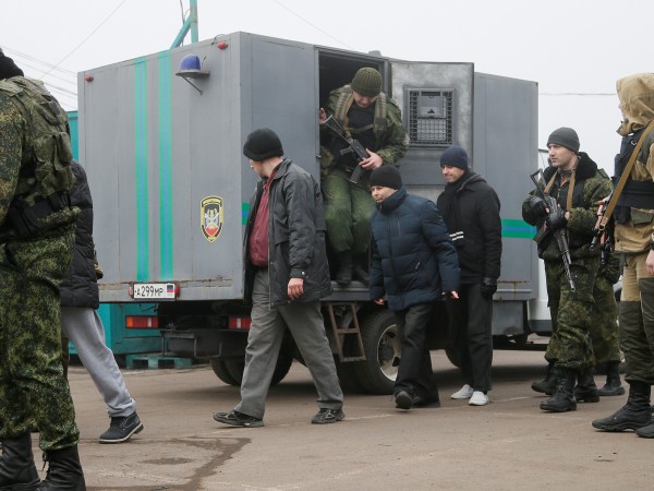 Украинските правителствени сили и проруските сепаратисти в Източна Украйна са