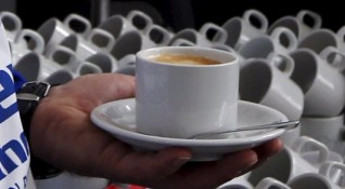 Възможно ли е кафето да противодейства на натрупаните по празниците