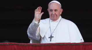 Папа Франциск призова хората да разговарят един с друг когато