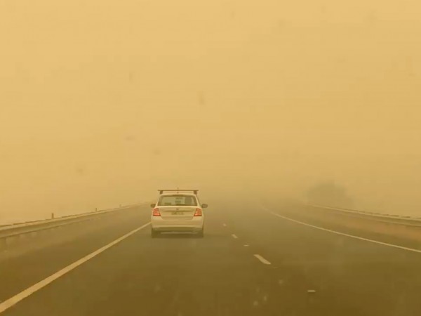 Замърсяването на въздуха в австралийската столица Канбера надхвърли днес 26