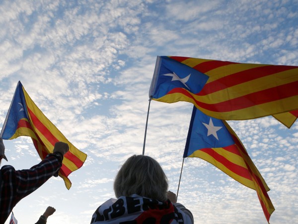 Започнаха първи стъпки към преодоляването на политическата криза в Испания,