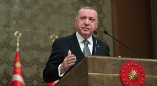 Президентът на Турция Реджеп Ердоган ратифицира резолюцията предвиждаща възможност за