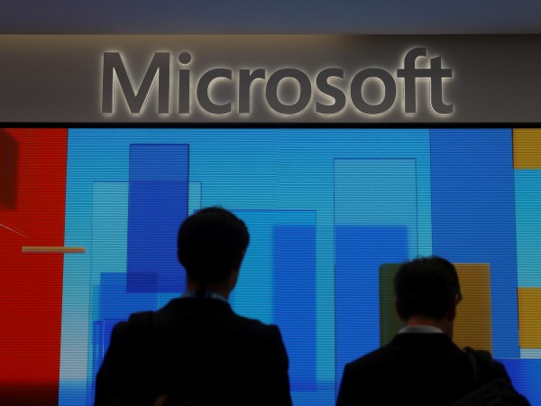Точно след едно десетилетие, Microsoft ще спре техническата поддръжка на