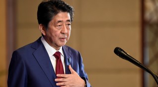 Японският премиер Шиндзо Абе изрази безпокойство от ситуацията в Близкия