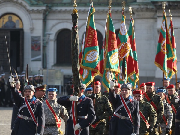 По традиция на Богоявление бойните знамена на Българска армия бяха