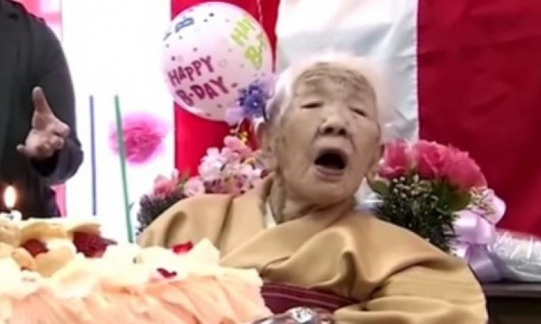 117 свещи на тортата, японка удължи световен рекорд