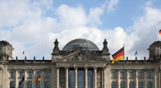 Германия една от държавите подписали през 2015 г споразумението