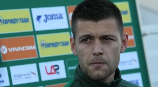 Родният национал Страхил Попов няма да играе нито в Левски