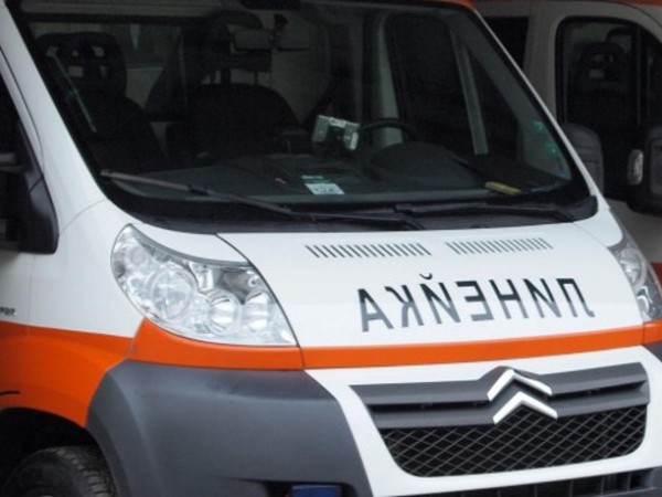 Уволниха шофьор на линейка от Пловдив, след като пуснал чалга