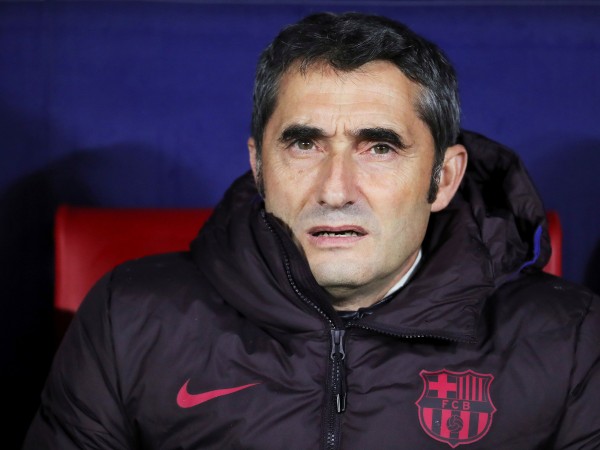 Ернесто Валверде официално бе освободен като треньор на Барселона, като