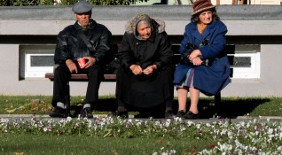 Българските пенсионери получават едни от най ниските пенсии и то не