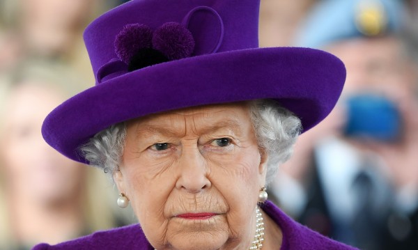 И на 93 г. Елизабет е най-голямото съкровище на британския двор!
