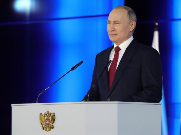 Руският президент Владимир Путин предложи референдум за конституционни реформи, засилващи