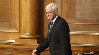 Министърът на здравеопазването Кирил Ананиев ще сигнализира Националната агенция за