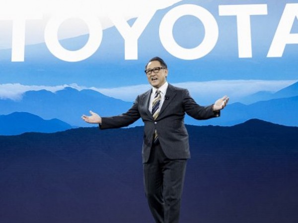 Японският автомобилен производител Toyota съобщи, че инвестира близо 400 млн.