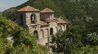 Трагедия на Асеновата крепост Мъж е отнел живота си Радослав
