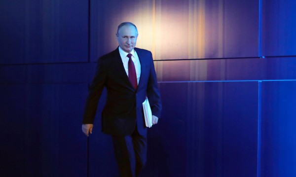  Путин внесе в парламента законопроекта за промени в Конституцията