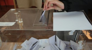 Районната прокуратура в Ловеч осъди 35 годишна жена за гласуване на