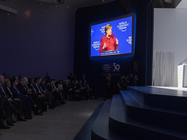 Германският канцлер Ангела Меркел призова за бързи и решителни действия
