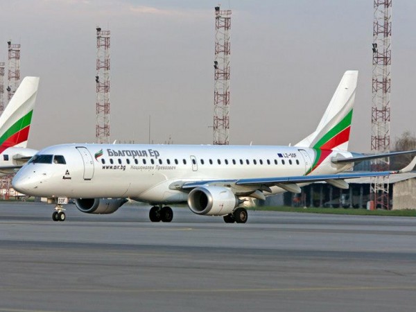 От днес националният авиопревозвач "България Ер" пренасочва полетите си към