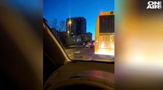 Тежко пътно транспортно произшествие стана в София тази сутрин Автобус се