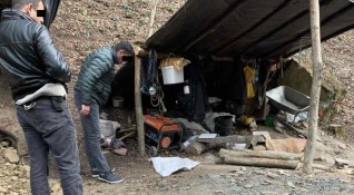 Полицията осуети пореден случай на иманярски разкопки в Руенска община
