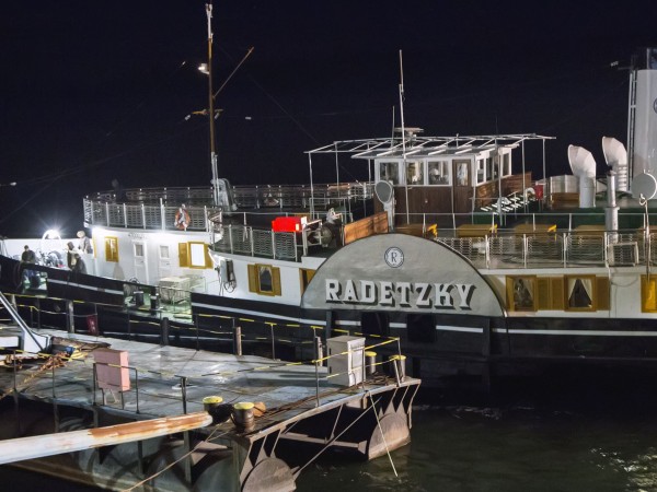 Късно вечерта на 30 януари кораб-музей "Параход Радецки" се завърна