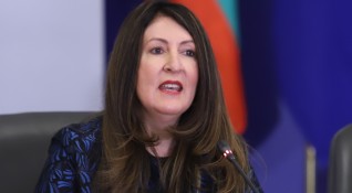 САЩ наложи първата си мярка срещу корупцията в България Посланикът
