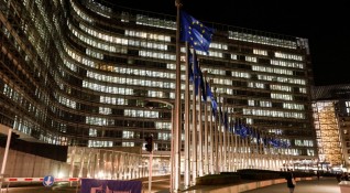 Европейската комисия EК в сътрудничество с Европейския инвестиционен фонд ЕИФ