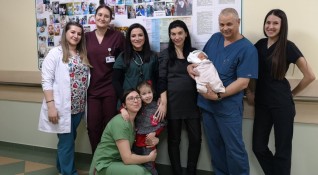 Бременна в 6 месец жена и бебето й спасиха специалистите