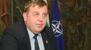 Министърът на отбраната Красимир Каракачанов излезе с остра позиция срещу
