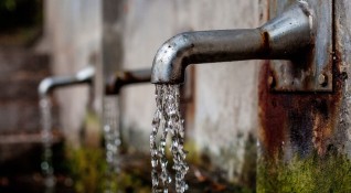 Община Радомир предупреди за опасност от водна криза В предаварийна