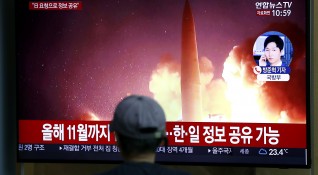 Северна Корея изстреля днес два снаряда Те са достигнали височина