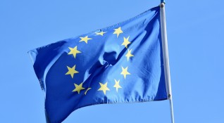 Европейският парламент забрани посещения на външни лица за 3 седмици