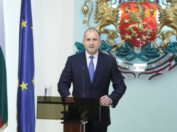 Президентът Румен Радев получи поздравителни писма от редица държавни глави