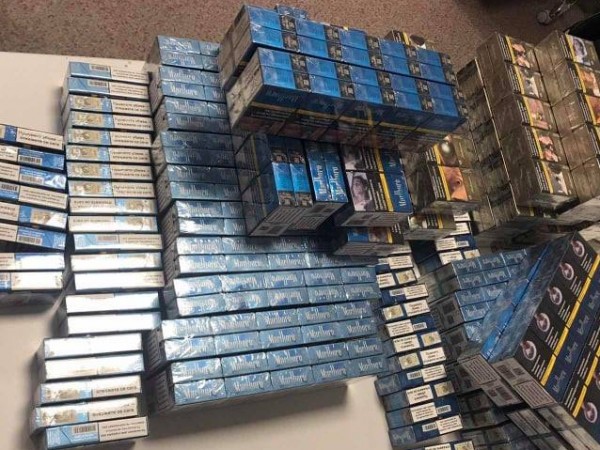Митнически служители откриха и иззеха 4610 кутии с цигари в