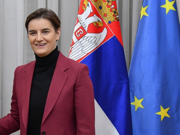 Сръбското правителство ще предприеме мерки срещу икономическите последици върху икономиката
