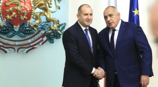 Министър председателят Бойко Борисов проведе телефонен разговор с президента Румен Радев