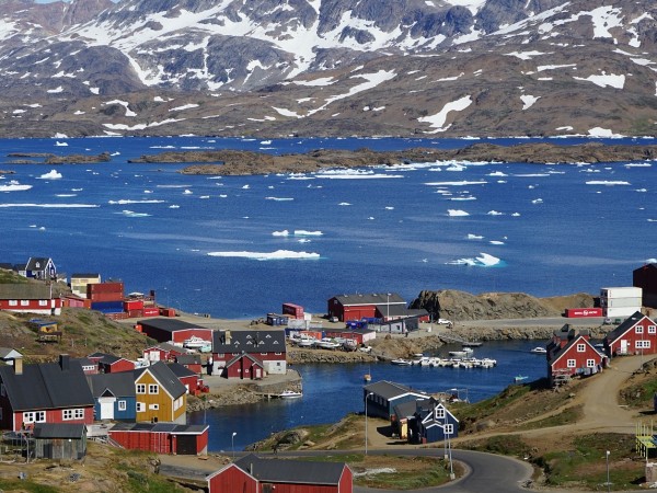Ледовете в Гренландия и Антарктида се топят шест пъти по-бързо,