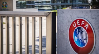 УЕФА иска всички национални първенства да приключат до 30 юни