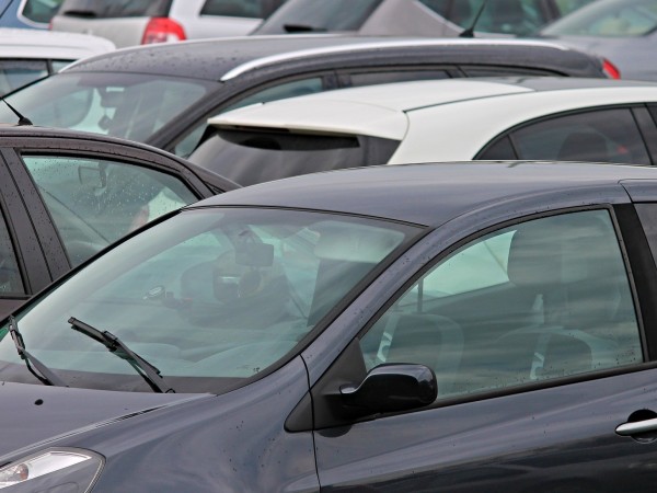 Продажбите на автомобили в Европа отбелязват най-лошото си начало на