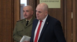 Прокуратурата във Велико Търново разследва администратор на страница в социалната