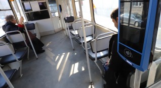 Контрольорите в градския транспорт на София няма да събират глоби