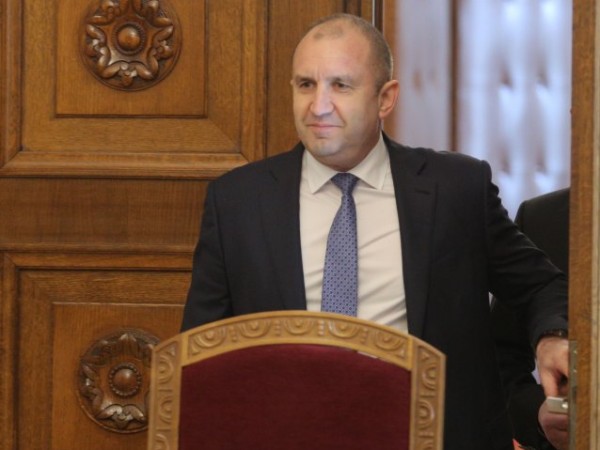 Президентът Румен Радев призова да се заложат законодателно социални и