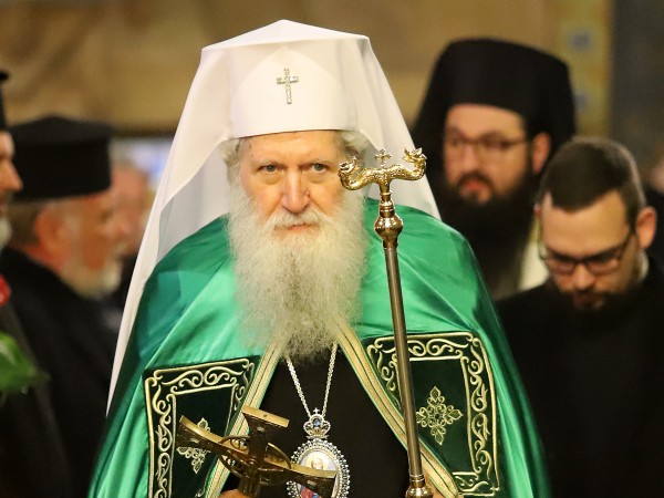 Българският патриарх Неофит отправи тази вечер молитва за избавление от