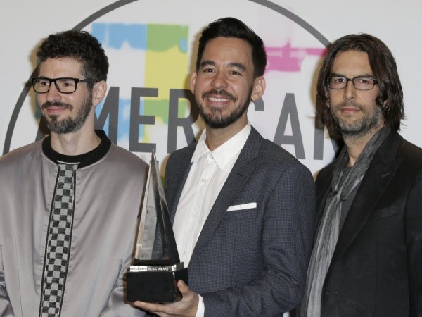 Музикантите от американската рокгрупа Linkin Park съобщиха, че още днес