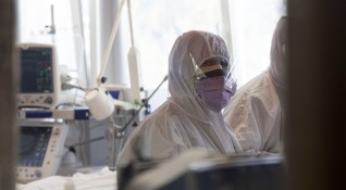 Болните в Италия от коронавирус намаляват но не достатъчно бързо