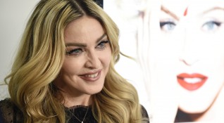Мадона каза че коронавирусът е най мащабното нещо което показва че